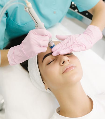 Microdermabrasion-Treatment